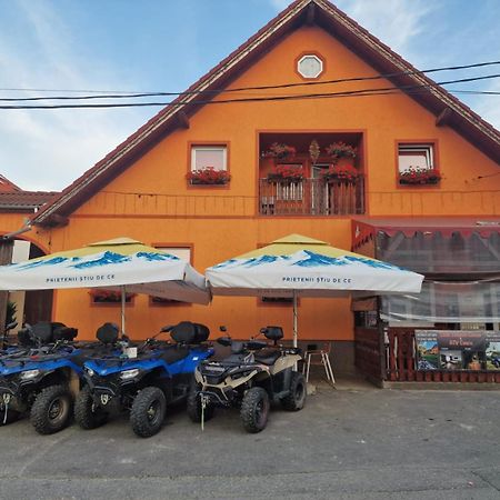 Casa Cosmin Cincu Hotel Bagian luar foto