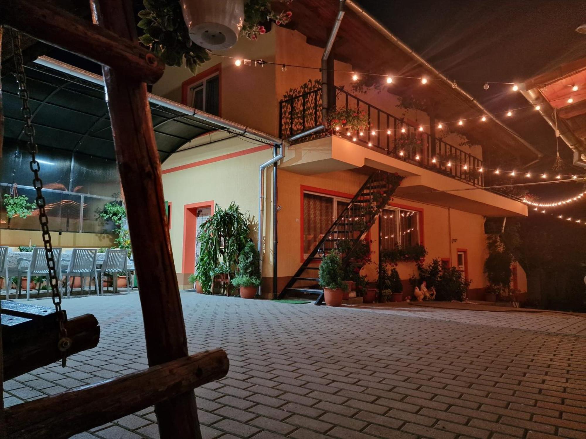 Casa Cosmin Cincu Hotel Bagian luar foto